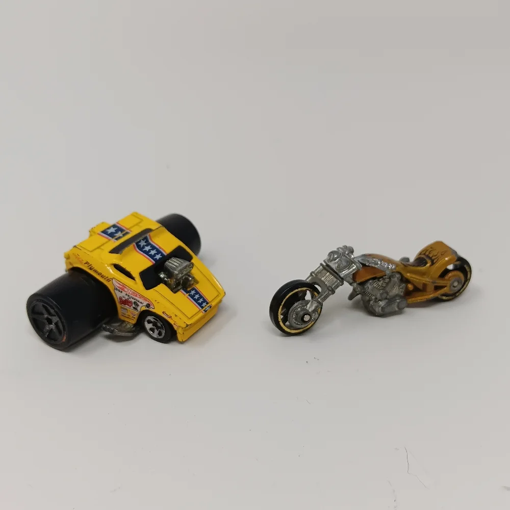 10 Pcs Hot Wheels Bundle #446